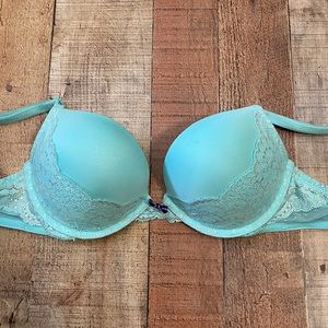 Victoria’s Secret  Push-Up Bra  Sz 34B